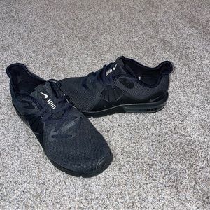 Nike Air Max Sequent 3 - Size 6.5 All Black